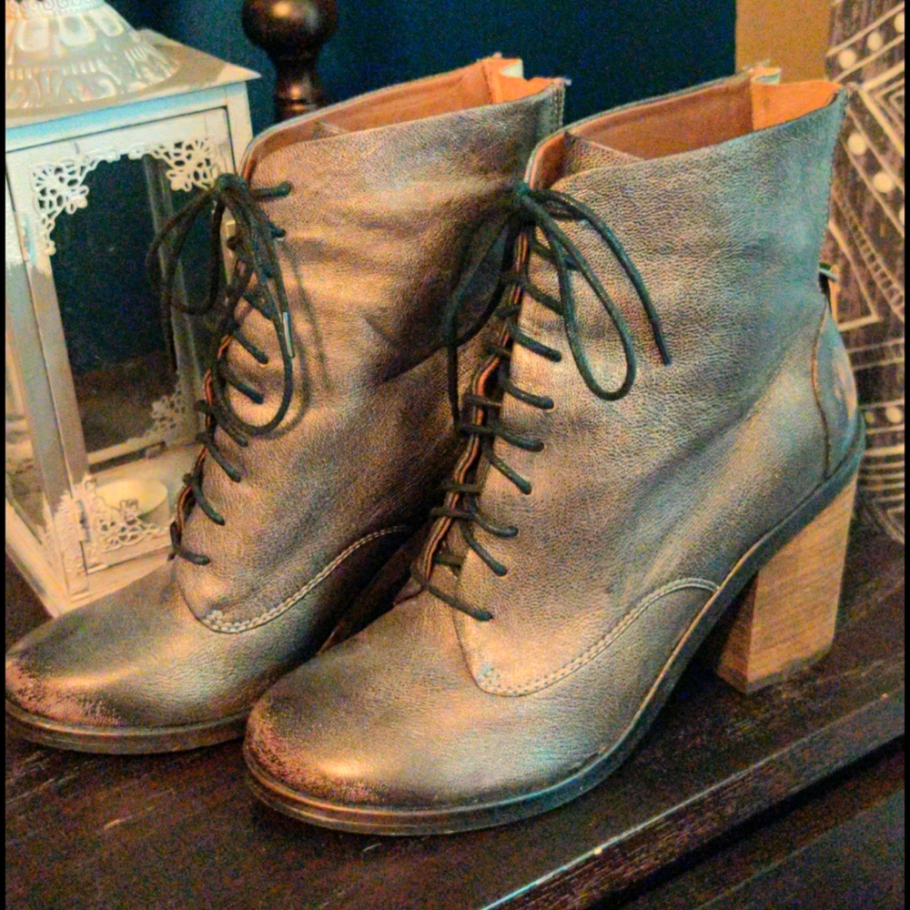 bacio 61 leather silver block heel bootie